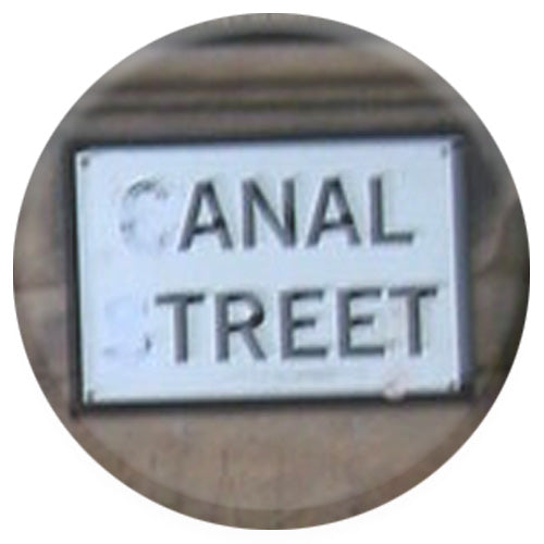 Anal Treet Small Pin Badge